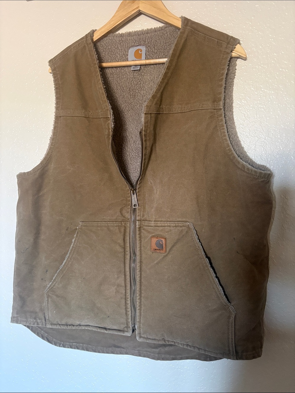 Carhartt Men's large tall Brown Canvas Sherpa-Lined Work Vest